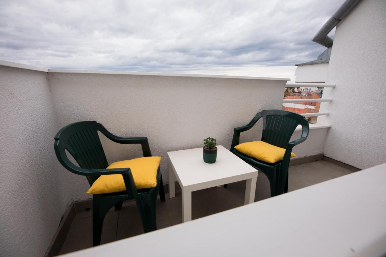 Apartman Ana Apartamento Osijek Exterior foto